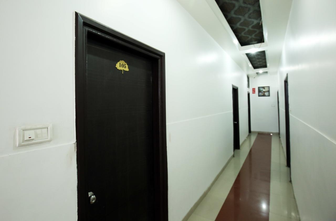 Hotel Mm Yellowuds Amritsar Ngoại thất bức ảnh