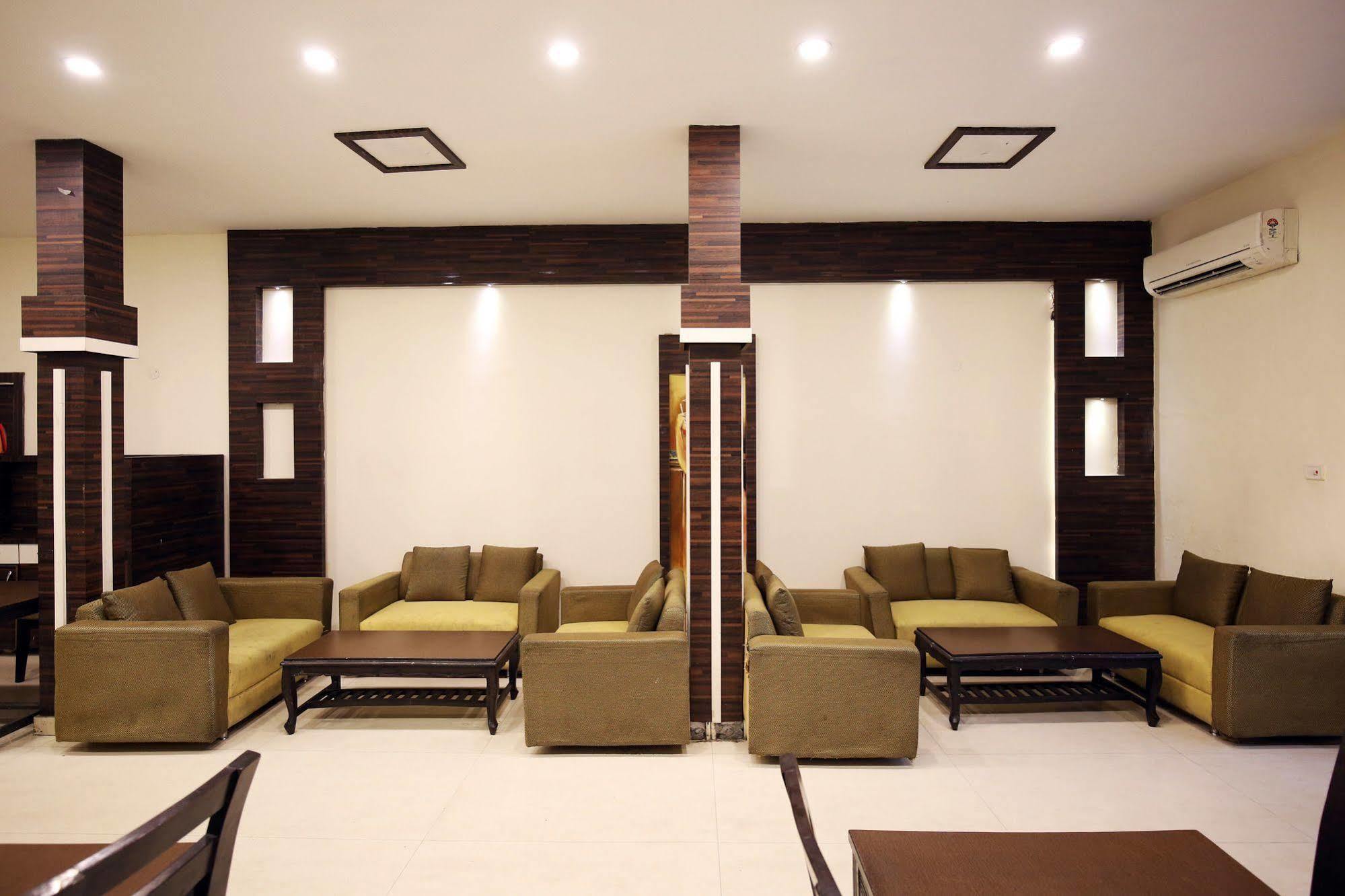 Hotel Mm Yellowuds Amritsar Ngoại thất bức ảnh